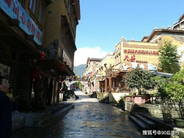 逃离倒影森林